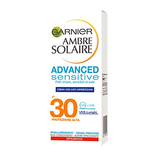 Garnier Ambre Solaire Crema Viso Anti-Imperfezioni Advanced Sensitive, SPF 30, Protezione Alta, Arricchita con Acido Salicilico e Radice di Zenzero, 50 ml