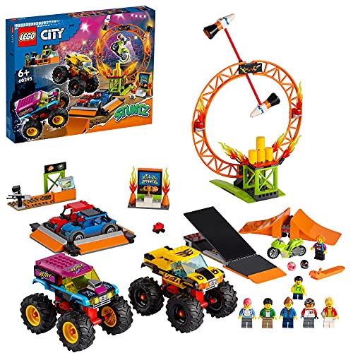 LEGO 60295 City Stuntz Arena dello Stunt Show, Set con 2 Giocattoli Monster Truck, 2 Automobiline, Moto Giocattolo con Meccanismo a Spinta, Idee Regalo