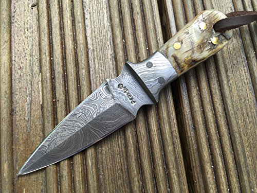 Piccolo coltello da caccia in acciaio damasco