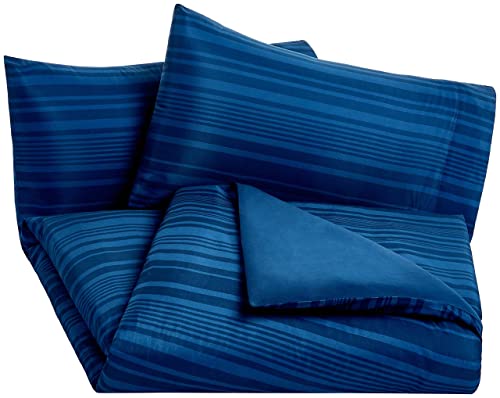 Amazon Basics - Set copripiumino in microfibra, 260 x 220 cm, Blu reale a strisce (Royal Blue Calvin Stripe)