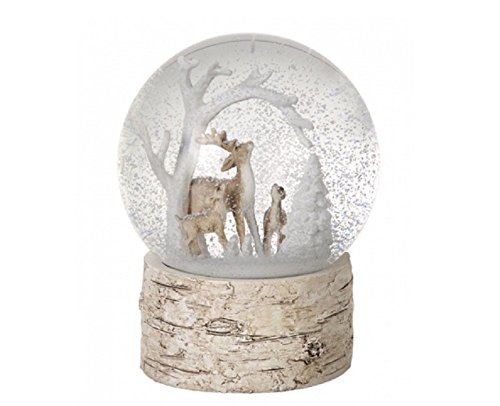 Palla di vetro natalizia con neve e alce, bellissima scena invernal...